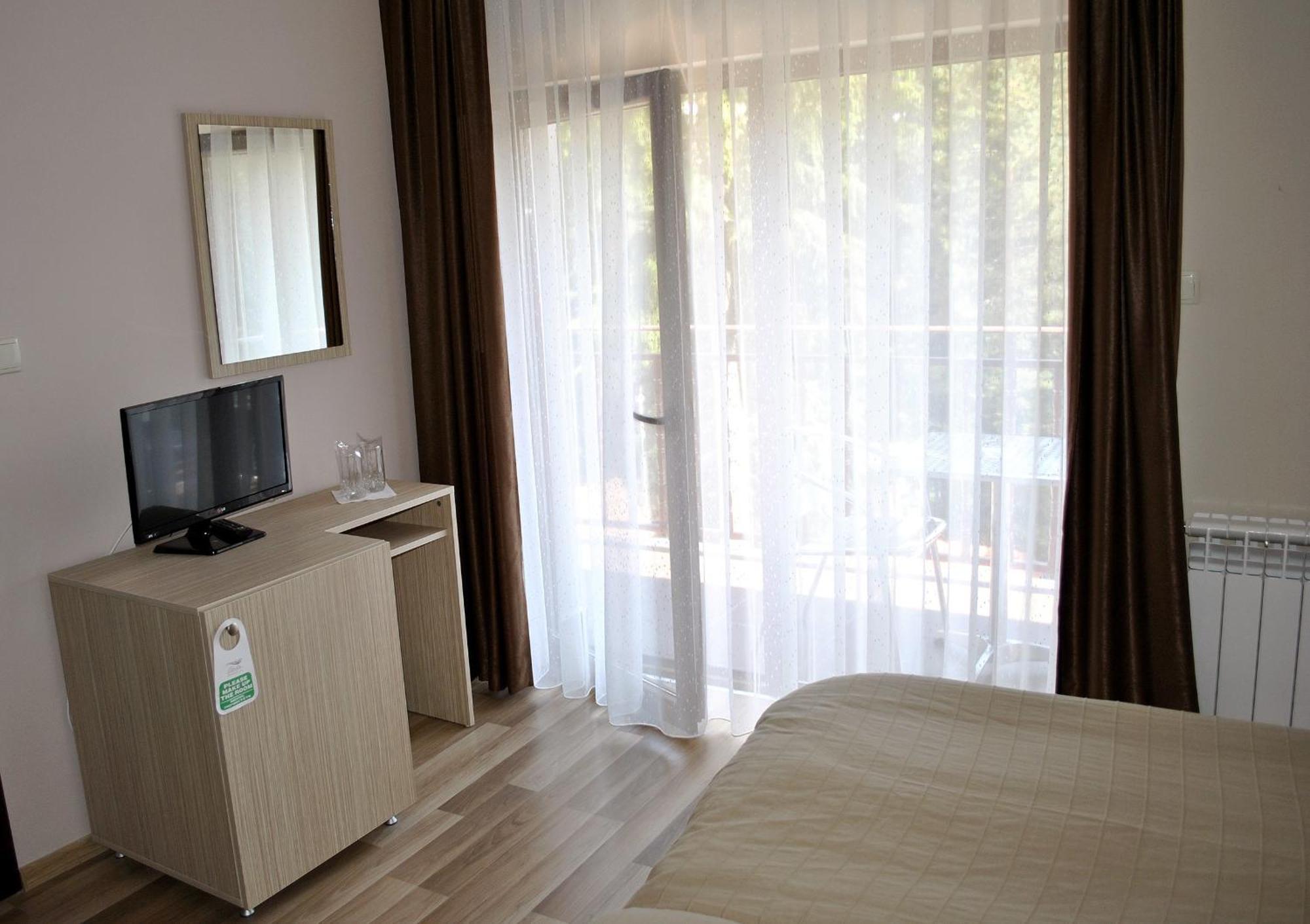 Ивелия Къща За Гости Dospat Room photo