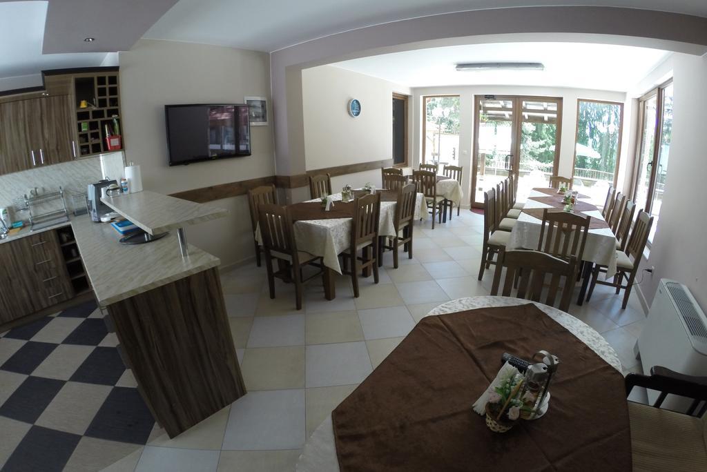 Ивелия Къща За Гости Dospat Exterior photo